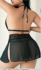 Siyah dantel detaylı şık gecelik takımı