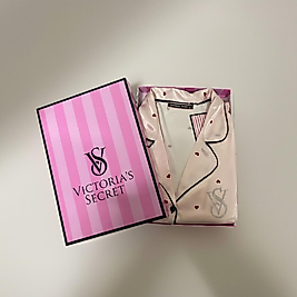 001 VS  pembe kalpli pijama takımı